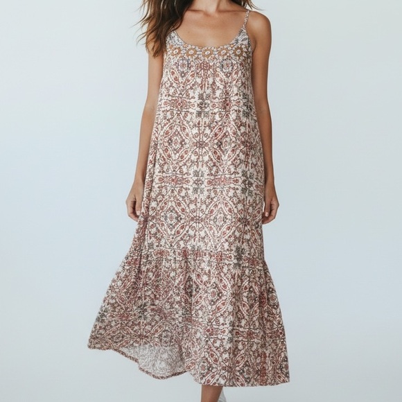 XiRENA Dresses & Skirts - Xirena Printed Strappy Boho Maxi Dress in Size XS 100% Cotton Made in USA